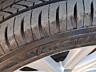 Продам комплект всесезонных шин Yokohama 215/55 R17