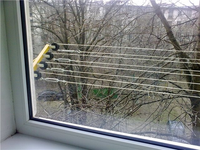 Как сделать сушку белья за балконом 408