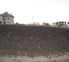 Se vinde teren de constructie a casei 10 ari