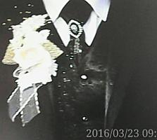 Новый шикарный свадебный костюм-тройка, 48 р-р