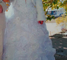 Свадебное платье в идеальном состоянии.