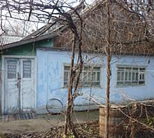 Продам небольшой домик в центре города по ул. Космонавтов! Торг!