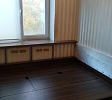 Продам 3-комнатную квартиру в городе Рыбница, ул. Бородинская 3