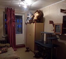 Apartament cu 3 odai, seria 143, de mijloc, cu 2 logie, etaj 6 din 9.