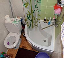 Garsoniera 11500 cu reparatie buna la Buiucani! Se vinde mobilat.