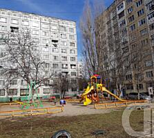 33.4 m. p. Et 6/9. Mijloc. str. Voluntarilor...