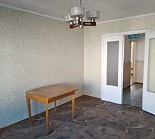 Срочно Продается 3-ком. квартира, 4-ый этаж, ул. Лучафэрул.