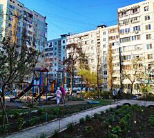Дачия, 1-комн., 36 м2, середина, кухня 8м2, освобождена!