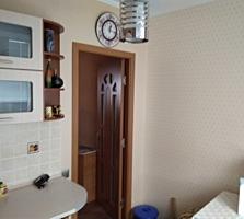 Продается 3х комнатная квартира, этаж 5 из 5 крыша отремонтированная.