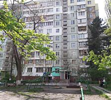 Reparație buna, et. 2/9, 56 m2, termopane, 2 loggii, seria varnita!