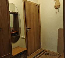 Vind apartament cu 3 odai la pret bun! Urgent!!!!