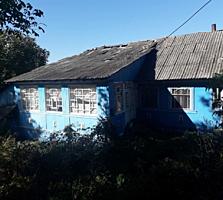 Vind urgent casa in satul Cojusna raionul Straseni cu 13 ari de pamint
