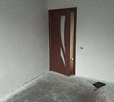 Предлагаю трехкомнатную квартиру. в белом варианте на Балке