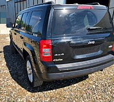 По срочной цене!! Jeep Patriot LATITUDE 2015 год, 6500 у. е.