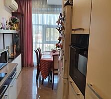 Продам отличную квартиру 3х комнатную в центре