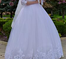 Продам очень красивое свадебное платье по цене проката!