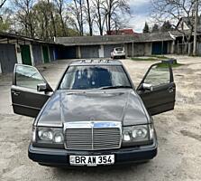 124 Mercedes E Класс