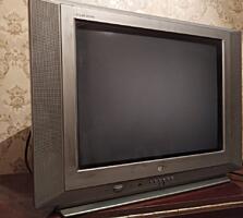 Продам телевизор LG недорого