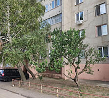 Продам 2 комн. квартиру в Днестровске, чешка, 2 этаж