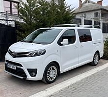 Toyota Proace Long 2019 года.