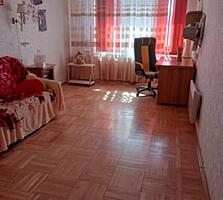 2х комнатную квартиру в Одессе на улице Романа Кармена