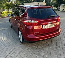 Продам Ford C-Max 2013 год