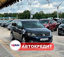 Volkswagen Touran (Доступен в Автокредит)