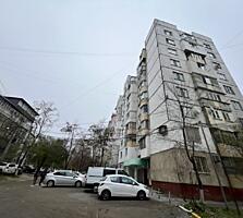 Apartament cu 4 camere, 87 m², Centru.