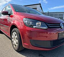 Свежий Volkswagen Touran 2.0 TDI 5 Sitzer 2012г 9250$