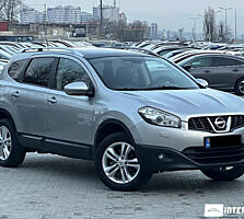 nissan Qashqai+2