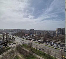 Продам квартиру 68 кв. м., 12/16, Небесной сотни пр. /13-ый трамвай.