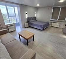 Центр! Набережная! Стильная, светлая, просторная, с шикарным видом!