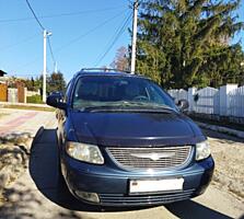 Продаю Chrysler Voyager 2002 год