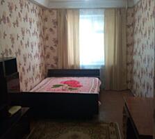 Продаю 2-комн. кв. на ЮТЗ по ул. Молодогвардейская