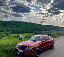 Mercedes E500