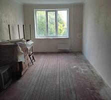 Комната в общежитии, центр, 3/5.