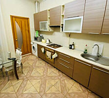 Продам 5-ти комнатную квартиру на ул. Жуковского/Покровский пер.