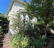 ОТЛИЧНЫЙ 2х этажный дом на Таирова