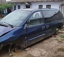 Chrysler Grand Voyager 2000 г с документами