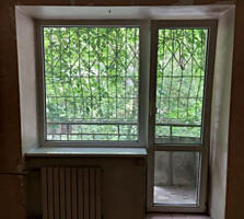 Продам квартиру 45.6 кв. м., 2/5, Лунный пер. /Сегедская.