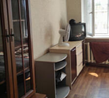 Комната на Черемушках. Улица Радостная