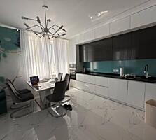 К продаже предлагается просторная 4-комнатная квартира с видом на ...