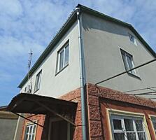 Дом с тремя отдельными входами в центре Крыжановки