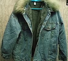 Верхняя одежда, б/у, в хорошем состоянии, недорого.