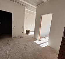 В продаже двухкомнатная квартира в новом кирпичном, газовом доме. ...