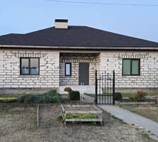 Предлагается к продаже дом одноэтажный в Фонтанке. Общая площадь 144 .