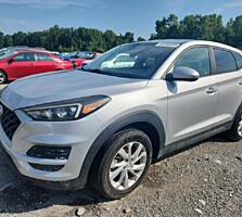 HYUNDAI TUCSON SE Оригинальный пробег! Прозрачная история автомобиля!