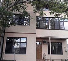 Дом с большим участком на 12 ст. Большого Фонтана