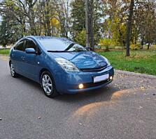 Toyota Prius 20, отличное состояние, полностью обслужена