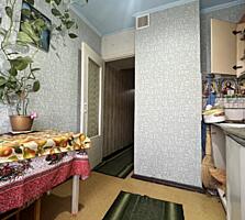 Продается 2-х ком. Квартира Р-Н СОЛНЕЧНЫЙ (БАМ) 3/9 ЭТАЖ торг